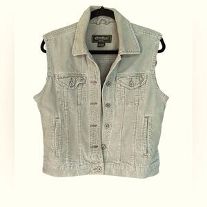 Vintage Eddie Bauer Beige Corduroy Vest. 100% Cotton. Size Small.